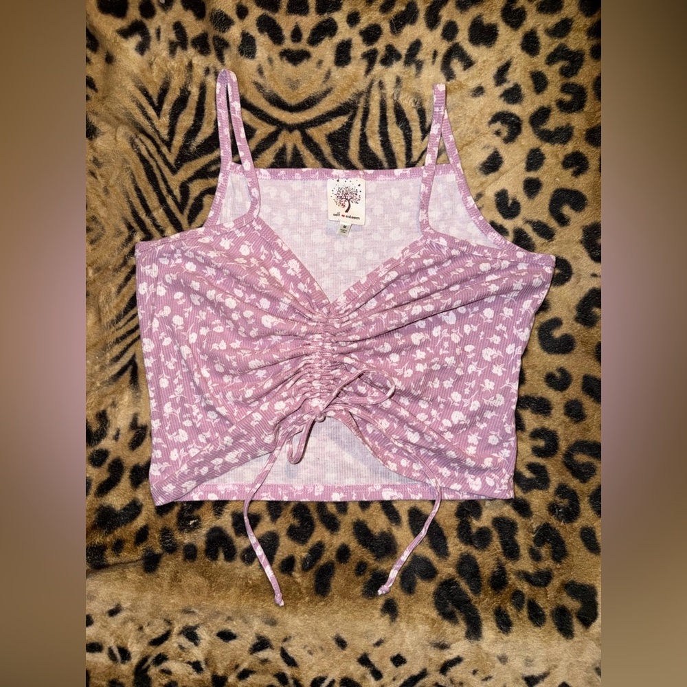 2 Ruched Crop Top Bundle - Picture 3 of 11